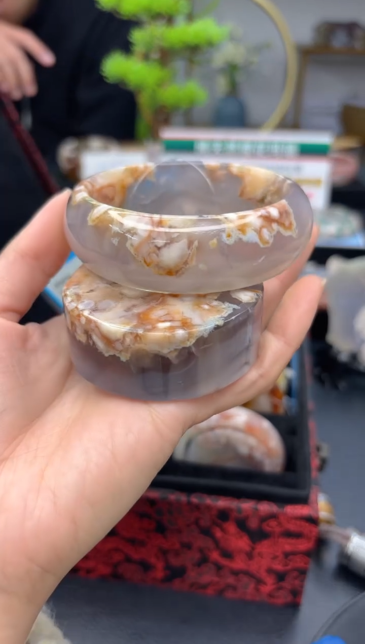 【闪购商品】石英质玉手镯未镶嵌C353(62圈赠送镯心)