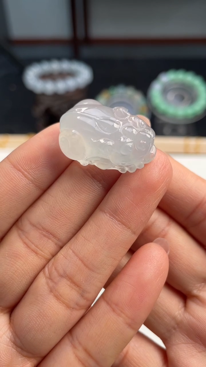 【闪购商品】翡翠吊坠(不含链)未镶嵌天然缅甸A货翡翠吊坠