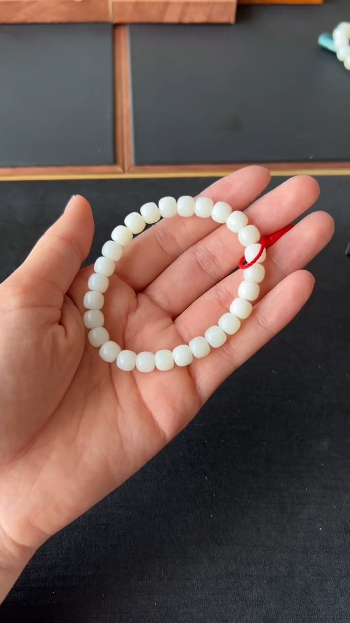 【闪购商品】和田玉手串未镶嵌且末微色差米达卡8老型珠