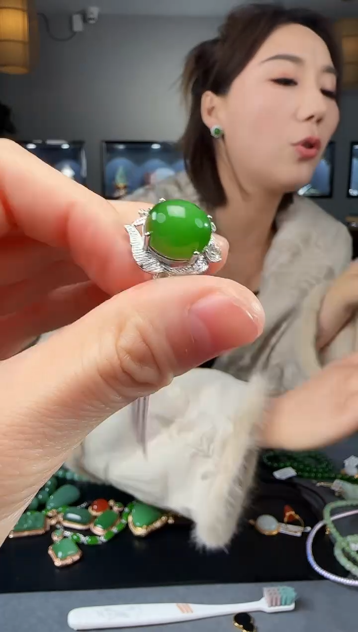 【闪购商品】和田玉戒指银S925镶嵌1