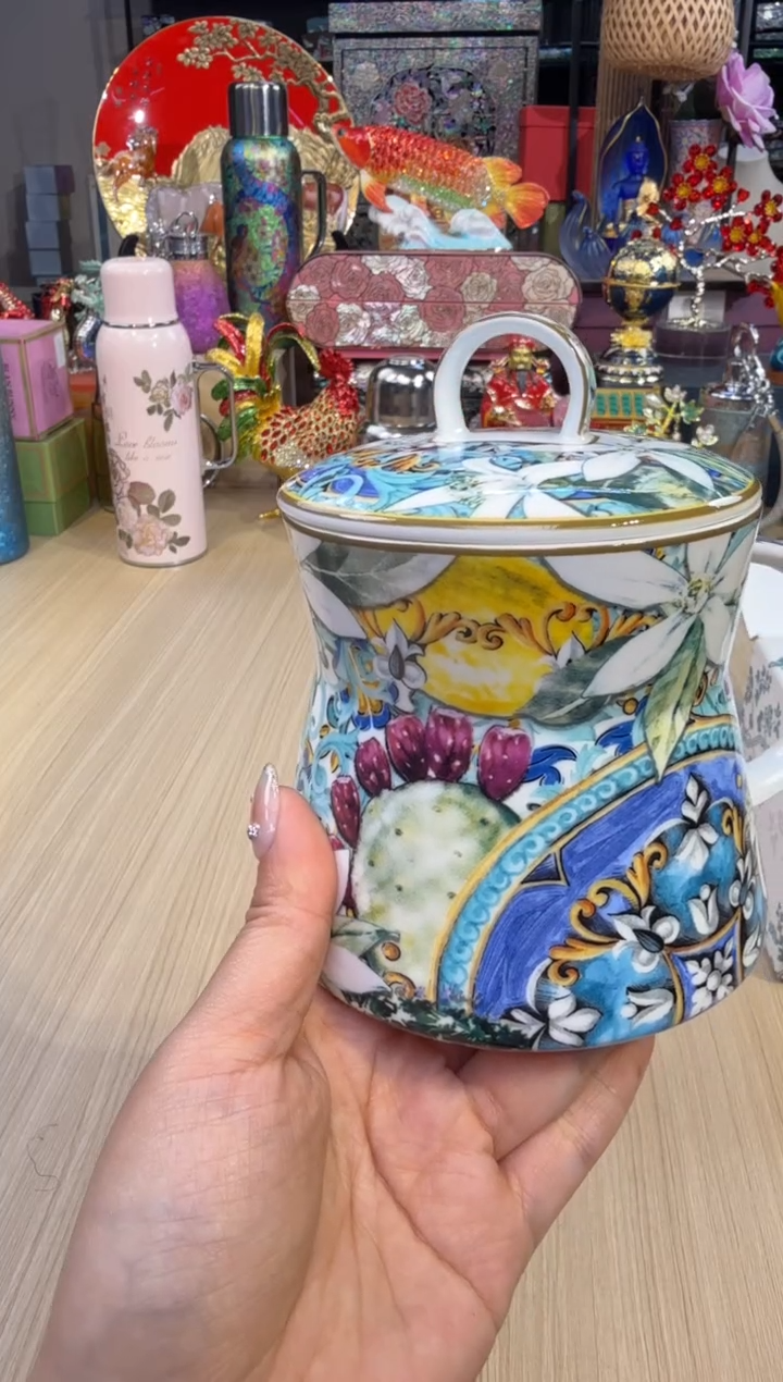287太阳歌剧院盖杯（D3）
