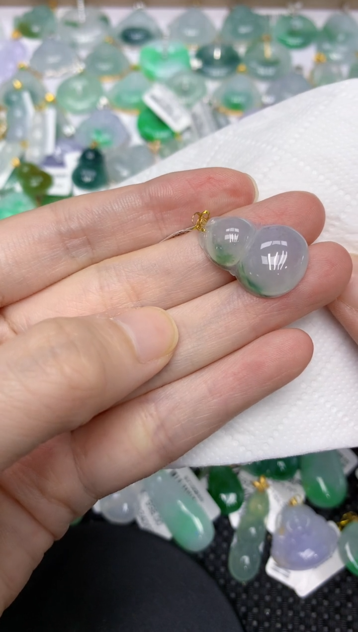 颈饰18K金镶嵌翡翠111111111