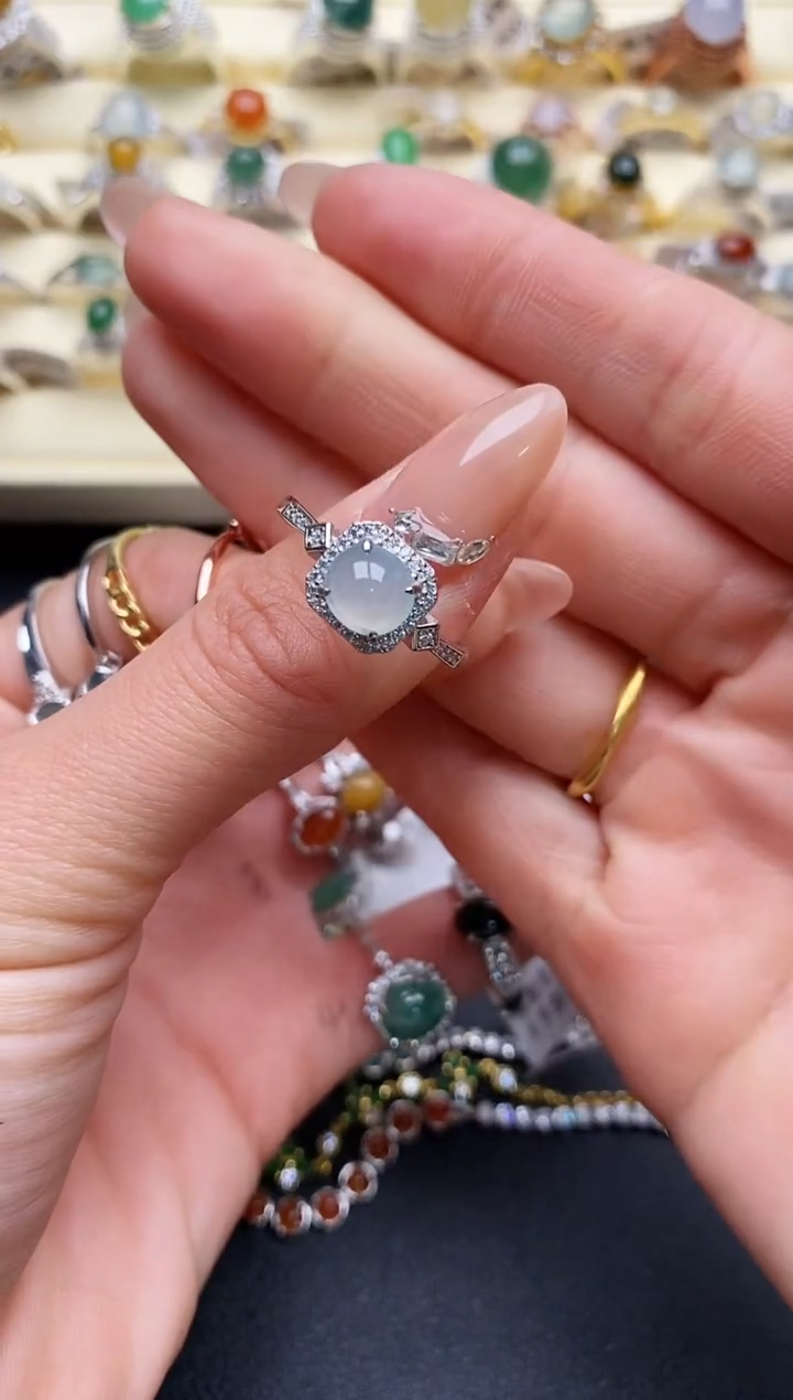 【闪购商品】翡翠戒指银S925镶嵌5555555+6