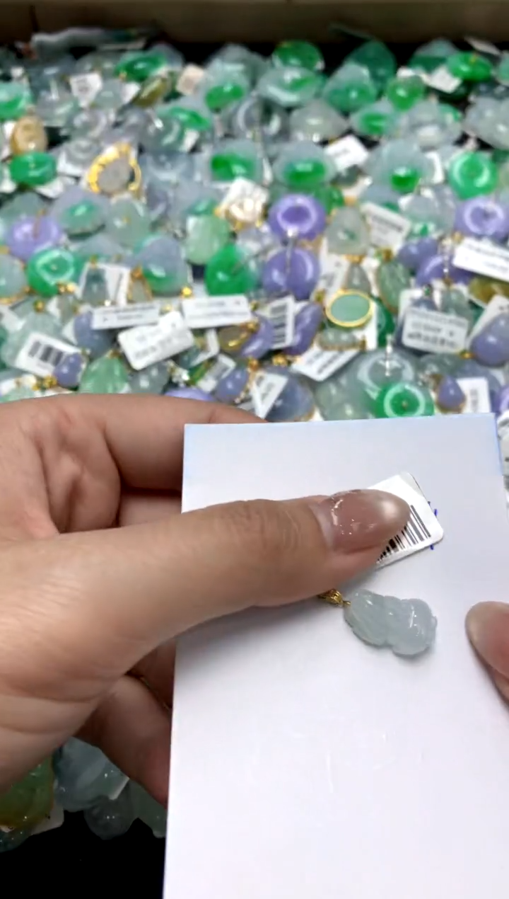 【闪购商品】翡翠颈饰18K金镶嵌1111111111111111