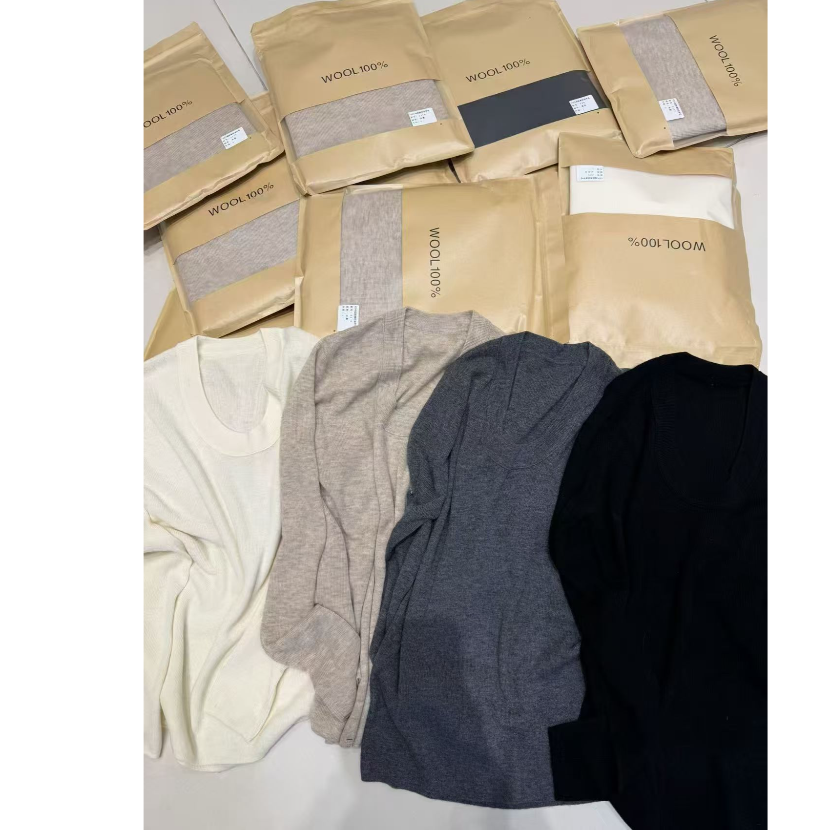 WML/2025冬季新款上新 225纯色U领打底毛衣