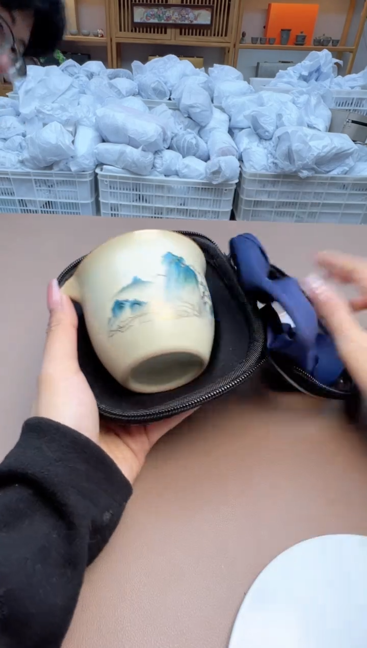 【闪购商品】摆件瓷制品S1111111111111