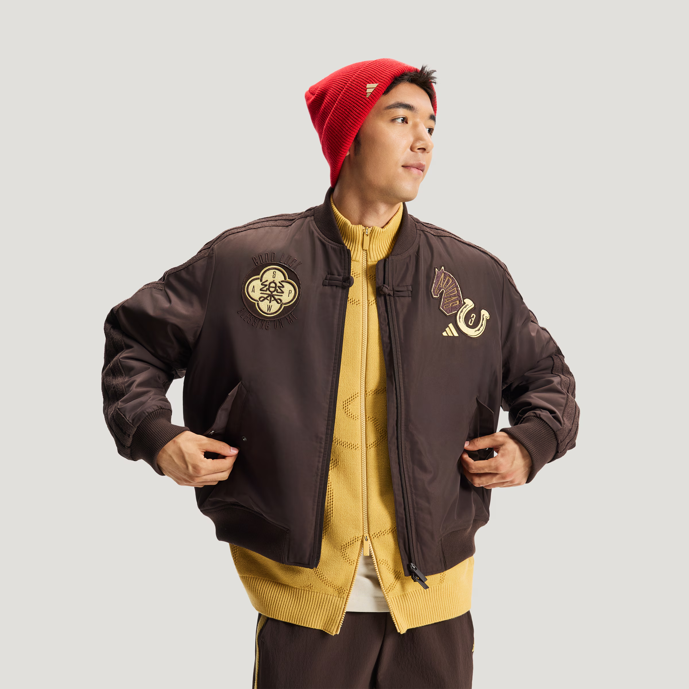 Adidas PADDED BOMBER 新年款飞行员挺阔休闲夹克外套 KQ5092