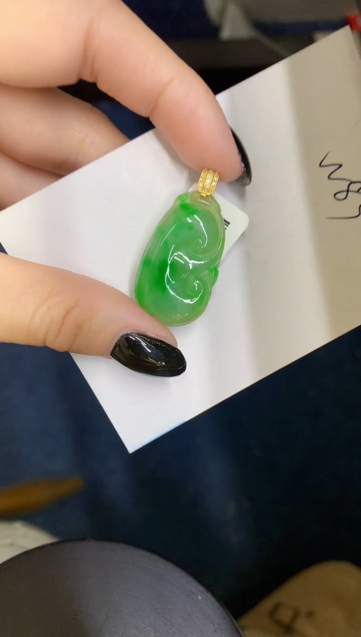 【闪购商品】翡翠颈饰18K金镶嵌0000000000