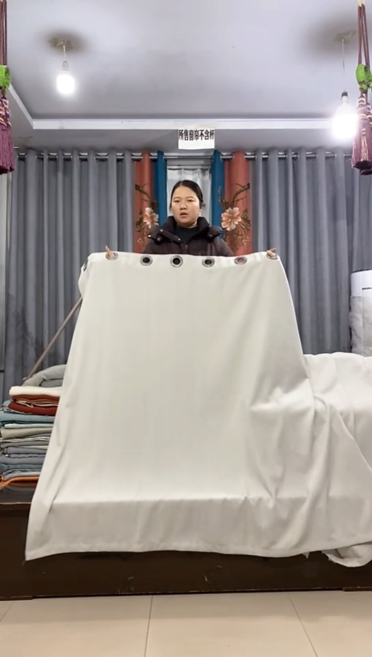 布成品窗帘   4+1.6米