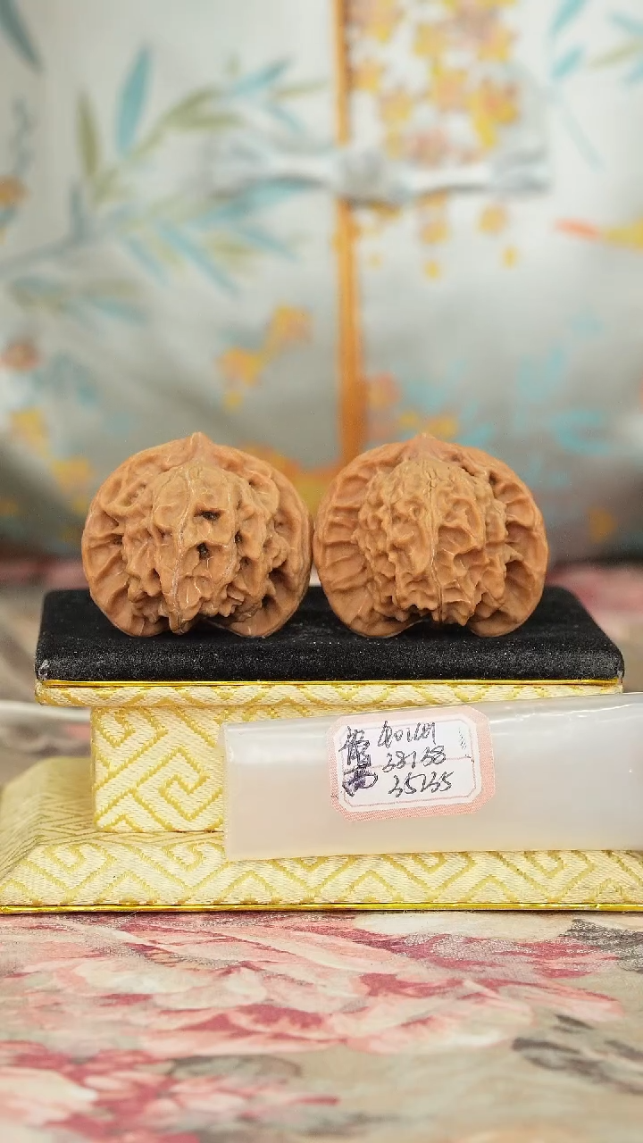 【闪购商品】文玩核桃把件盘山公子帽