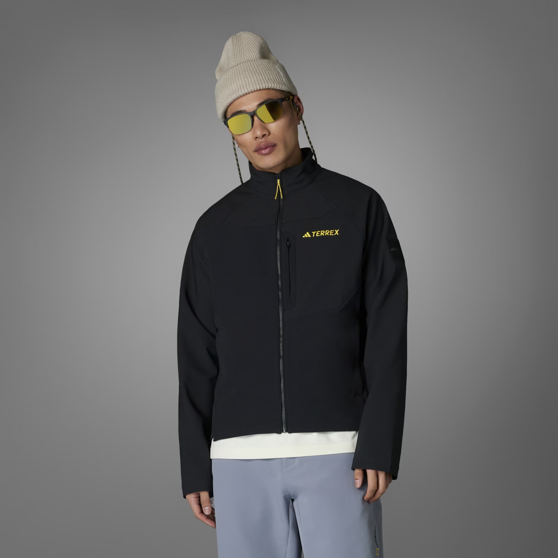 Adidas阿迪达斯TERREX国家地理联名户外防风拒水外套软壳IX7920