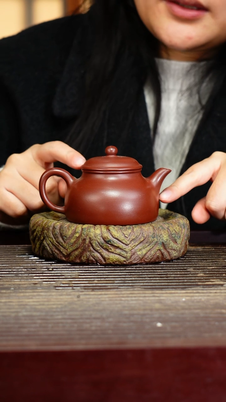 宜兴原矿紫砂壶茶壶宜兴原矿紫砂壶茶壶150C