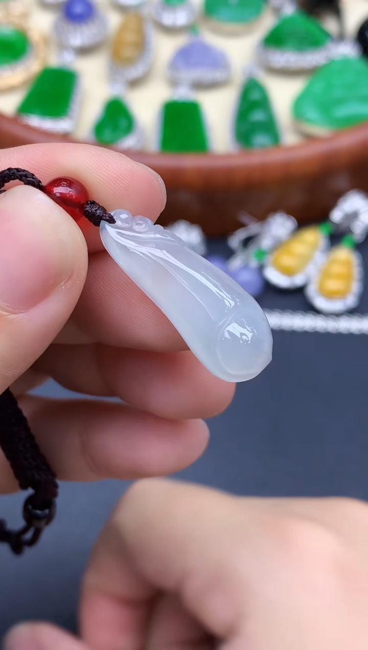 颈饰未镶嵌翡翠7-中国好珍宝