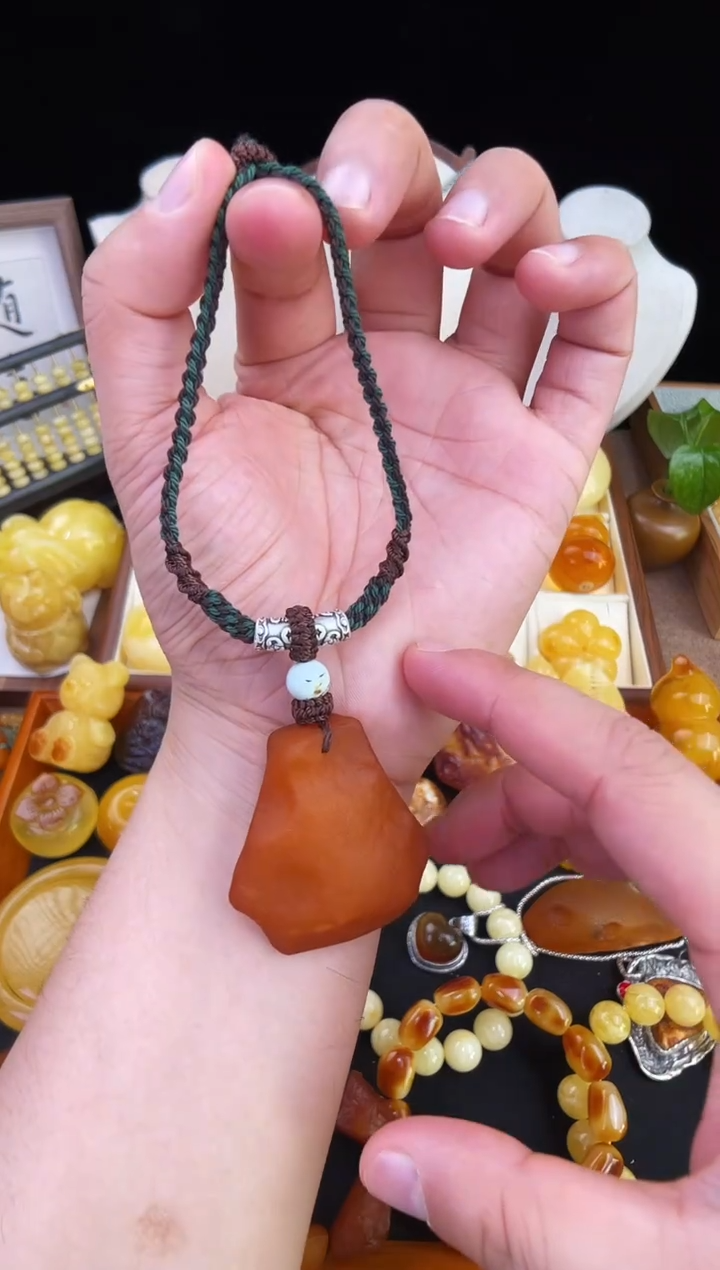 琥珀未镶嵌珠宝奇石柒月