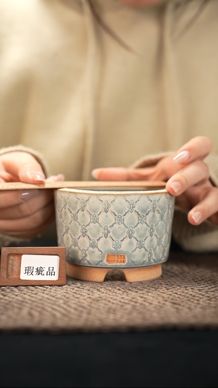 口径8.5花盆-12-8-247特默认有瑕