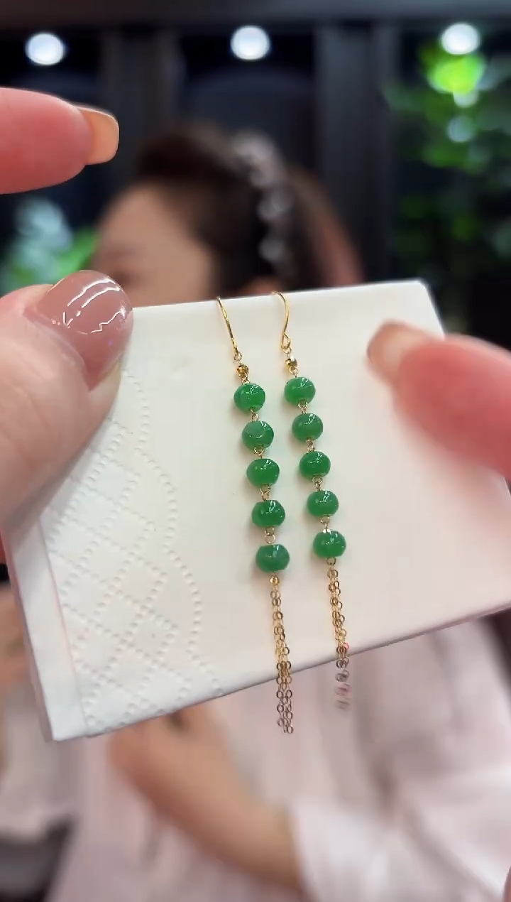 18K金镶嵌翡翠耳饰缅甸A货/多样性发货/一件