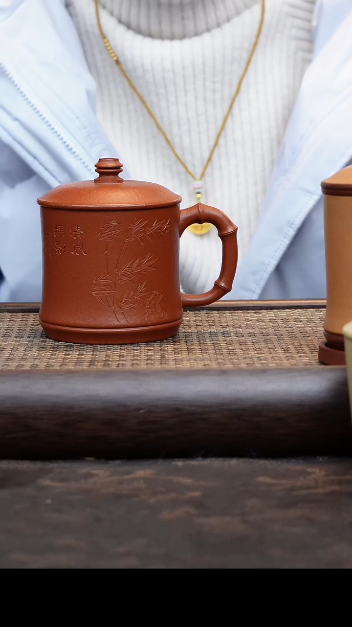 【闪购商品】紫砂茶杯朱泥竹节刻绘