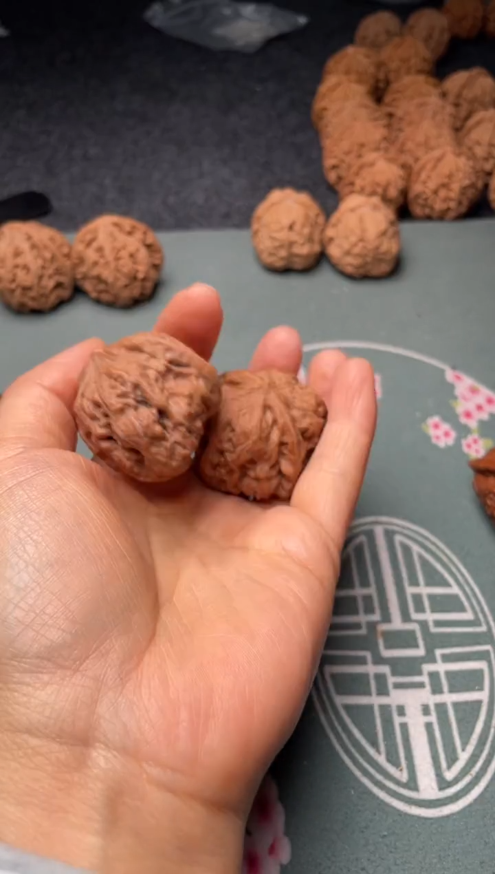 把件文玩核桃w117 凹底 39尺