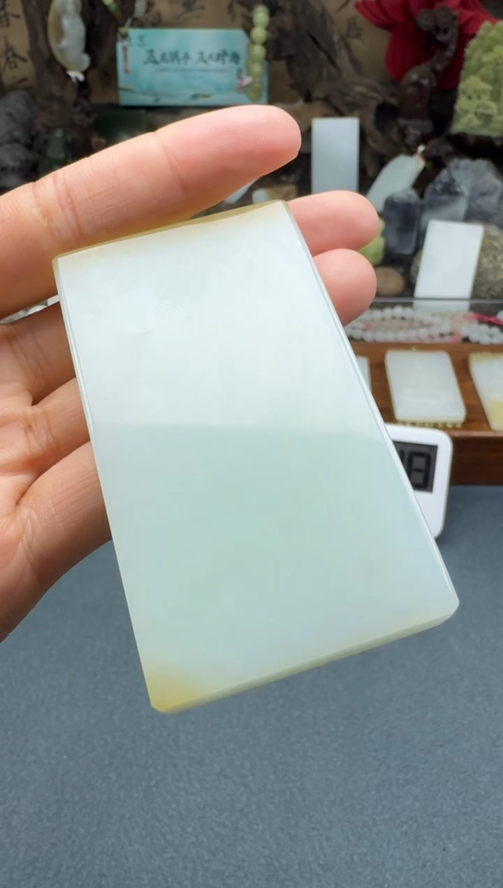 【闪购商品】和田玉颈饰未镶嵌开心