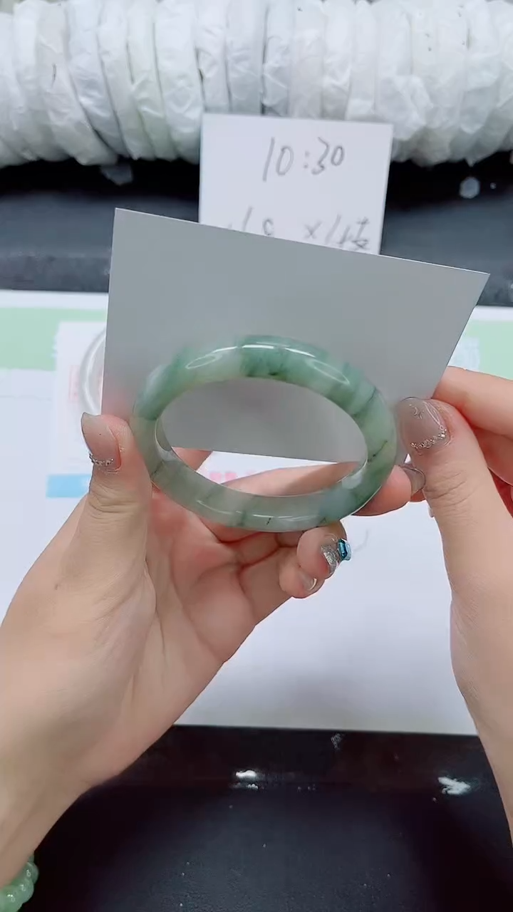 石英质玉手镯未镶嵌0195-57-59