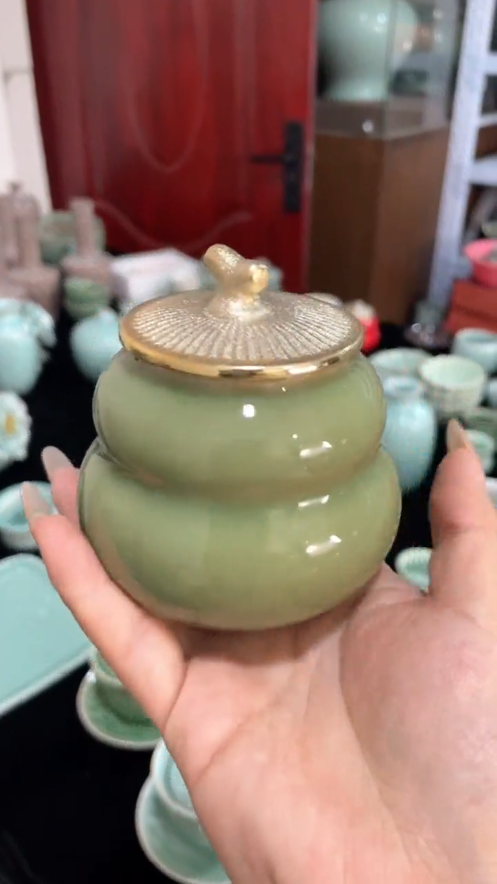 【闪购商品】特价 微瑕 慧仙青瓷