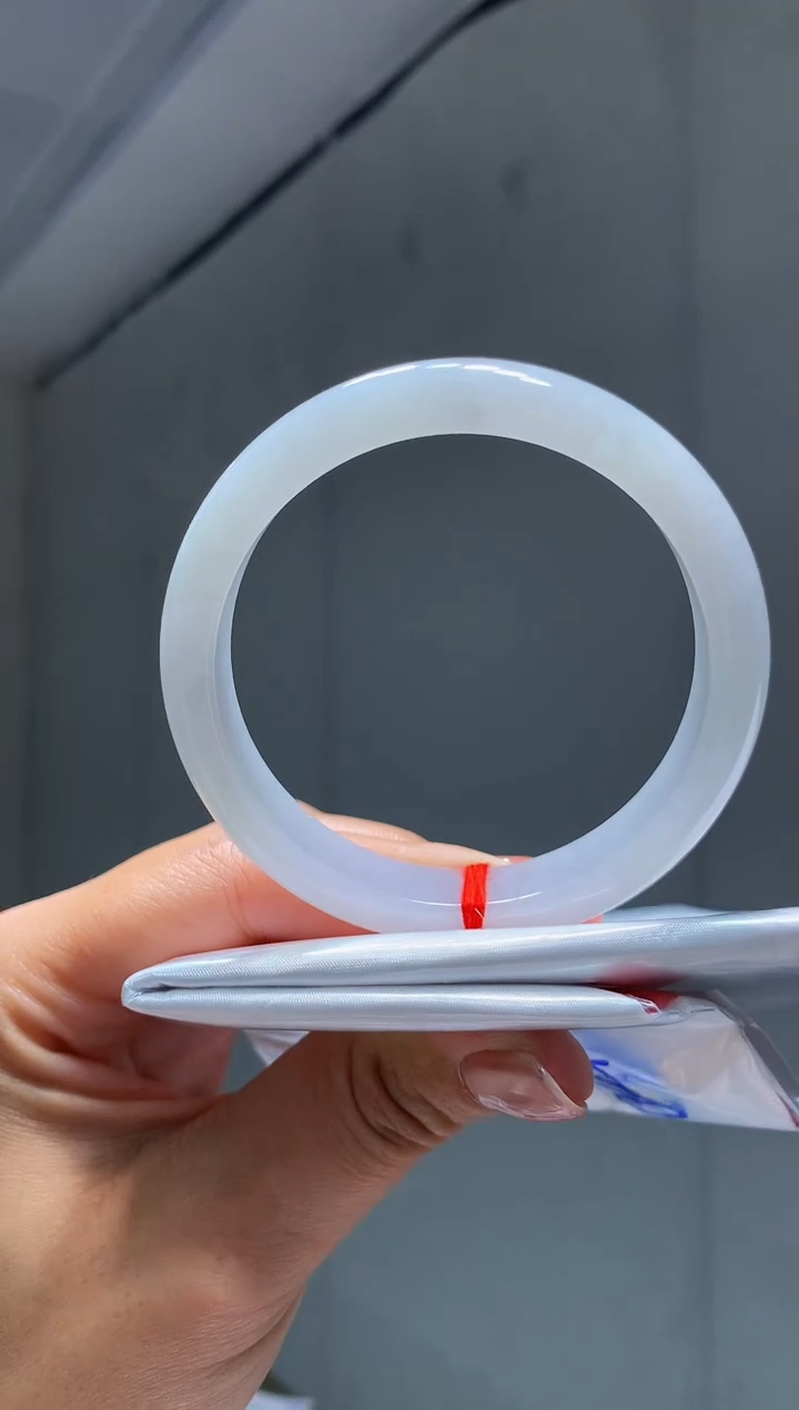 翡翠手镯未镶嵌k70翡翠手镯59