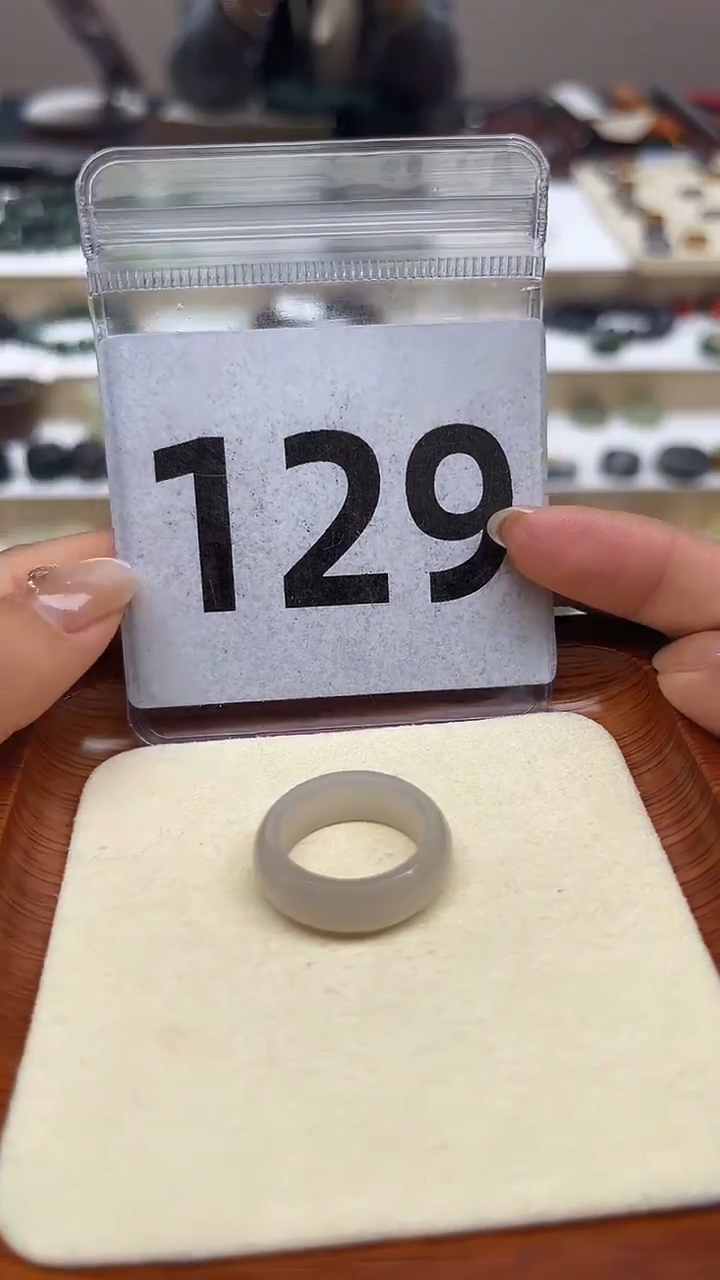 【闪购商品】和田玉戒指未镶嵌港码13号，内径16.6mm