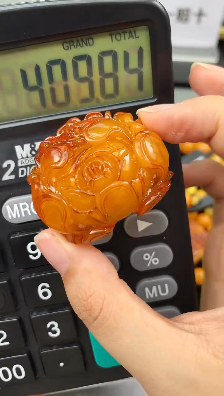 未镶嵌琥珀珠宝奇石297