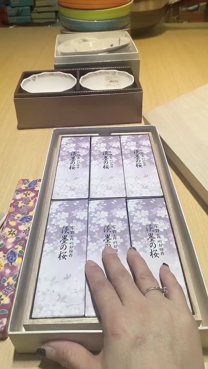 【闪购商品】瓷片锅碗瓢盆一件不剩
