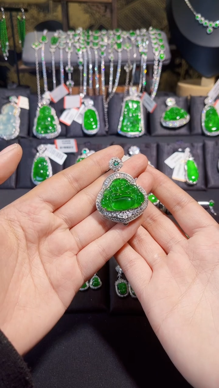 【闪购商品】翡翠颈饰银S925镶嵌佛公吊坠