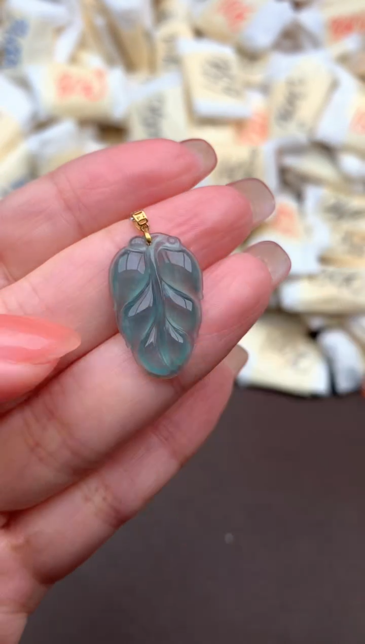 【闪购商品】翡翠挂件18K金镶嵌一