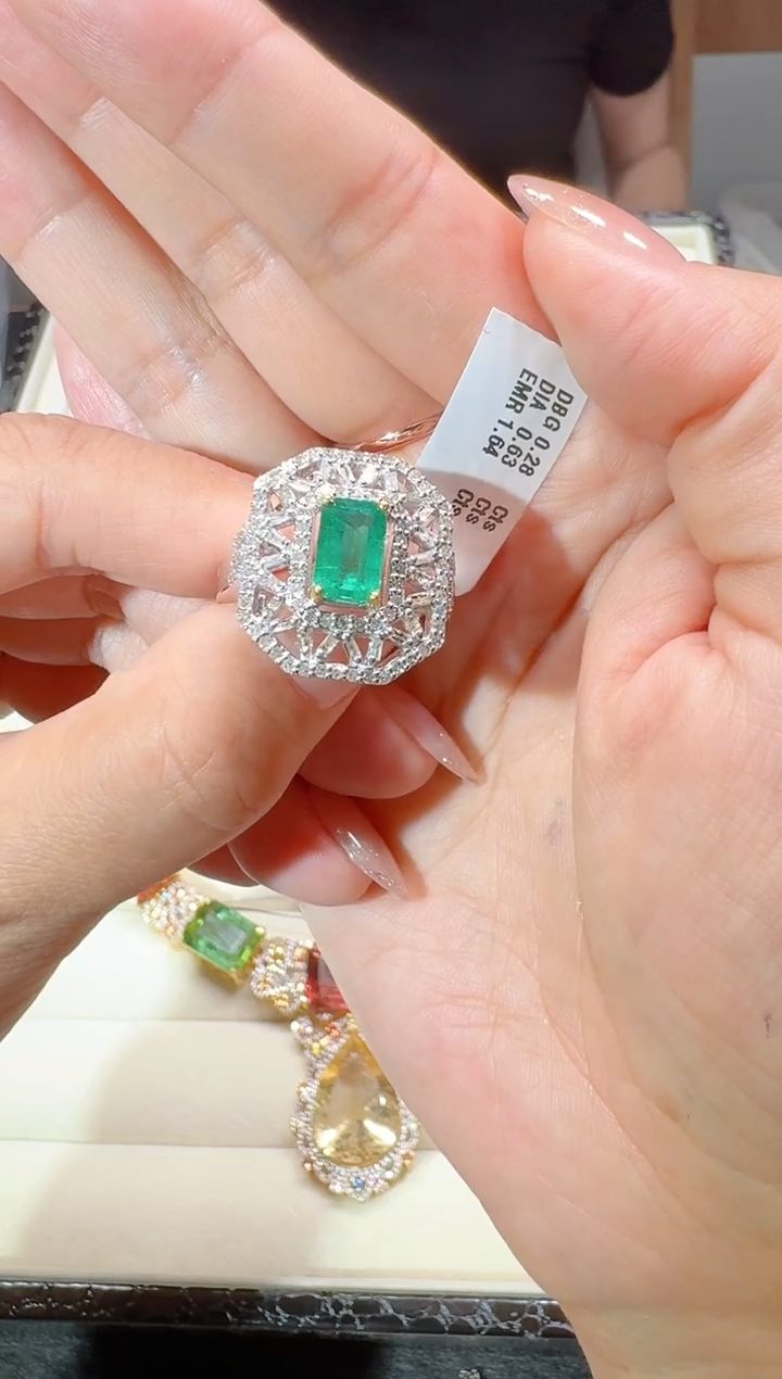 【闪购商品】定制祖母绿戒指未镶嵌戒指