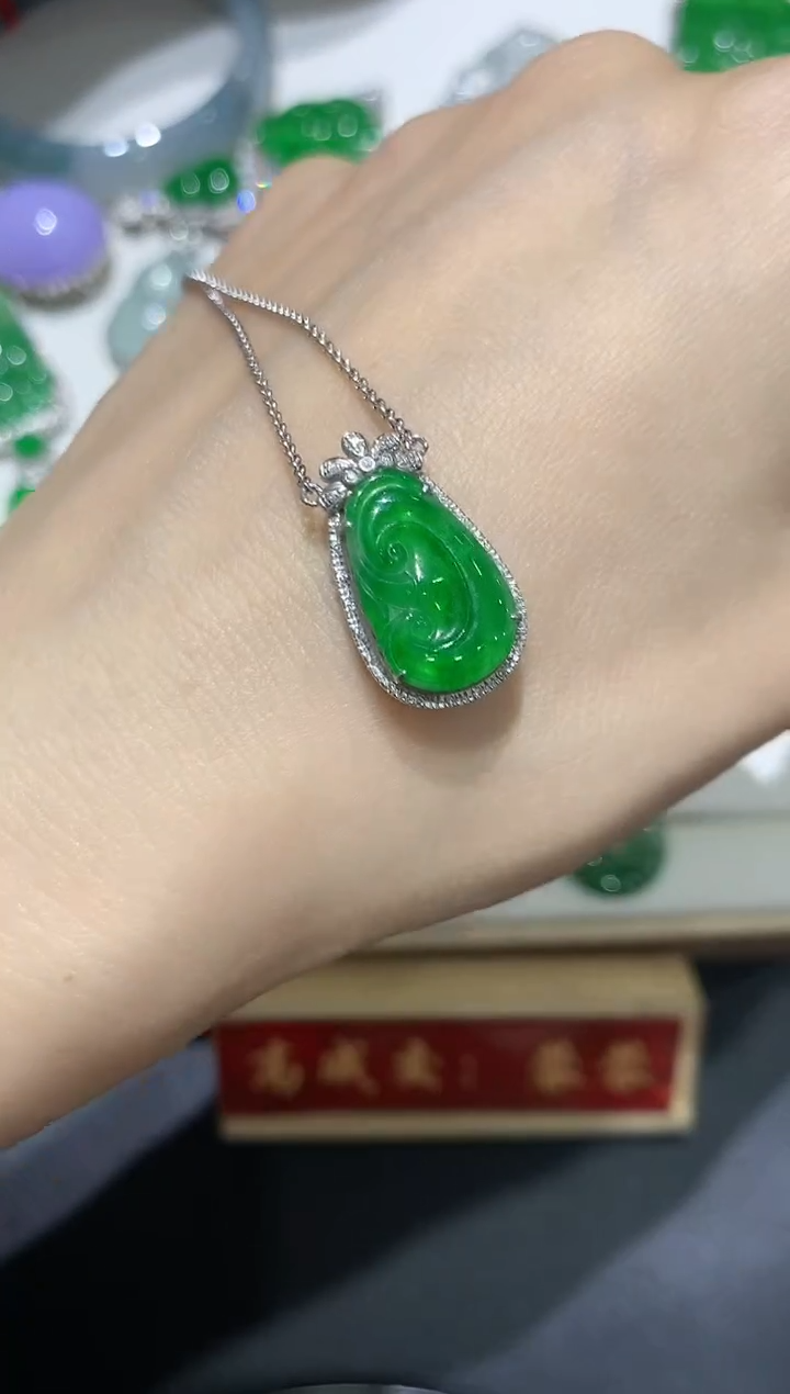 【闪购商品】翡翠套链18K金镶嵌团购6