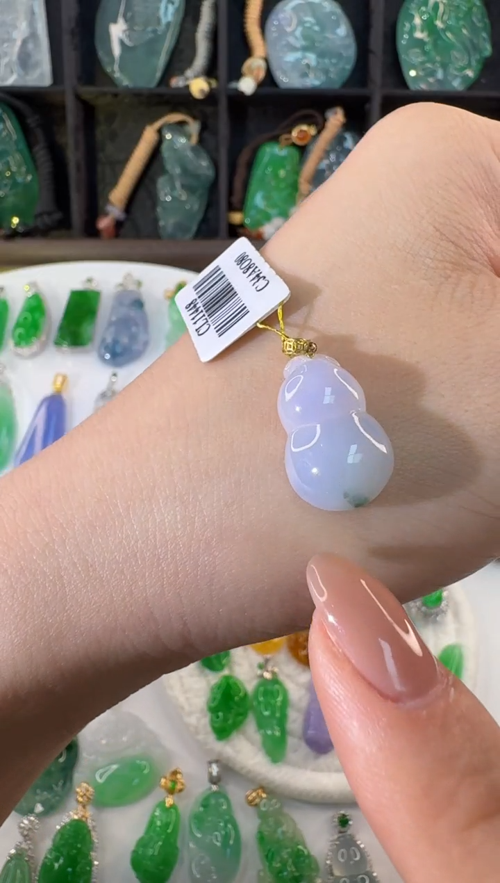 颈饰18K金镶嵌翡翠缅甸A货翡翠