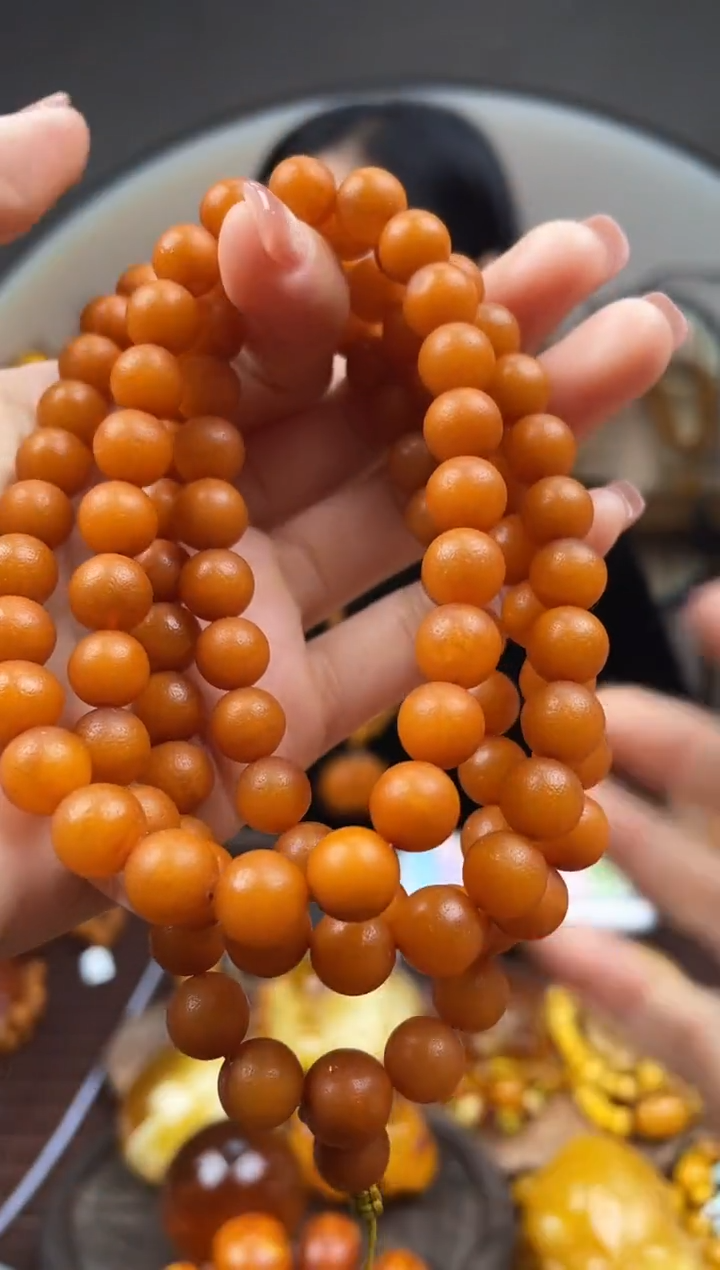 【闪购商品】琥珀裸石未镶嵌首饰 假1赔4 （多样性发货1件