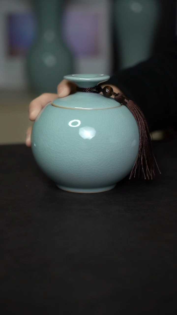 杯子瓷粉青釉茶叶罐一级