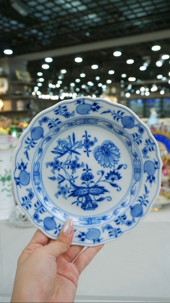 骨瓷娜娜中古瓷器如图所示186