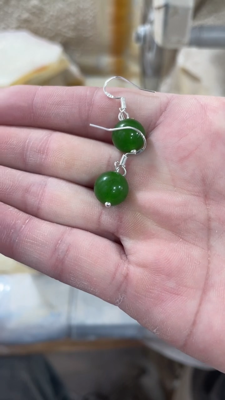 碧绿卡10MM耳坠时尚