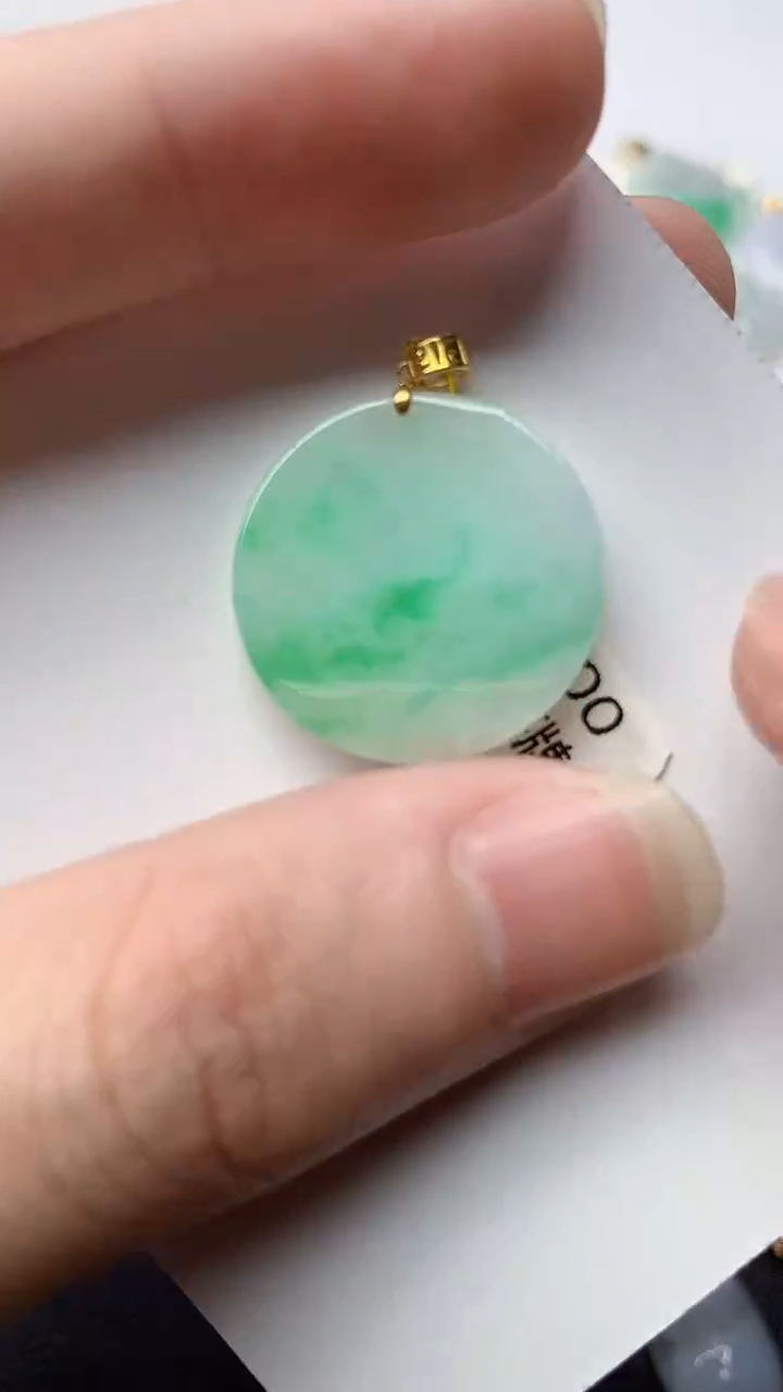 【闪购商品】翡翠颈饰18K金镶嵌65..........