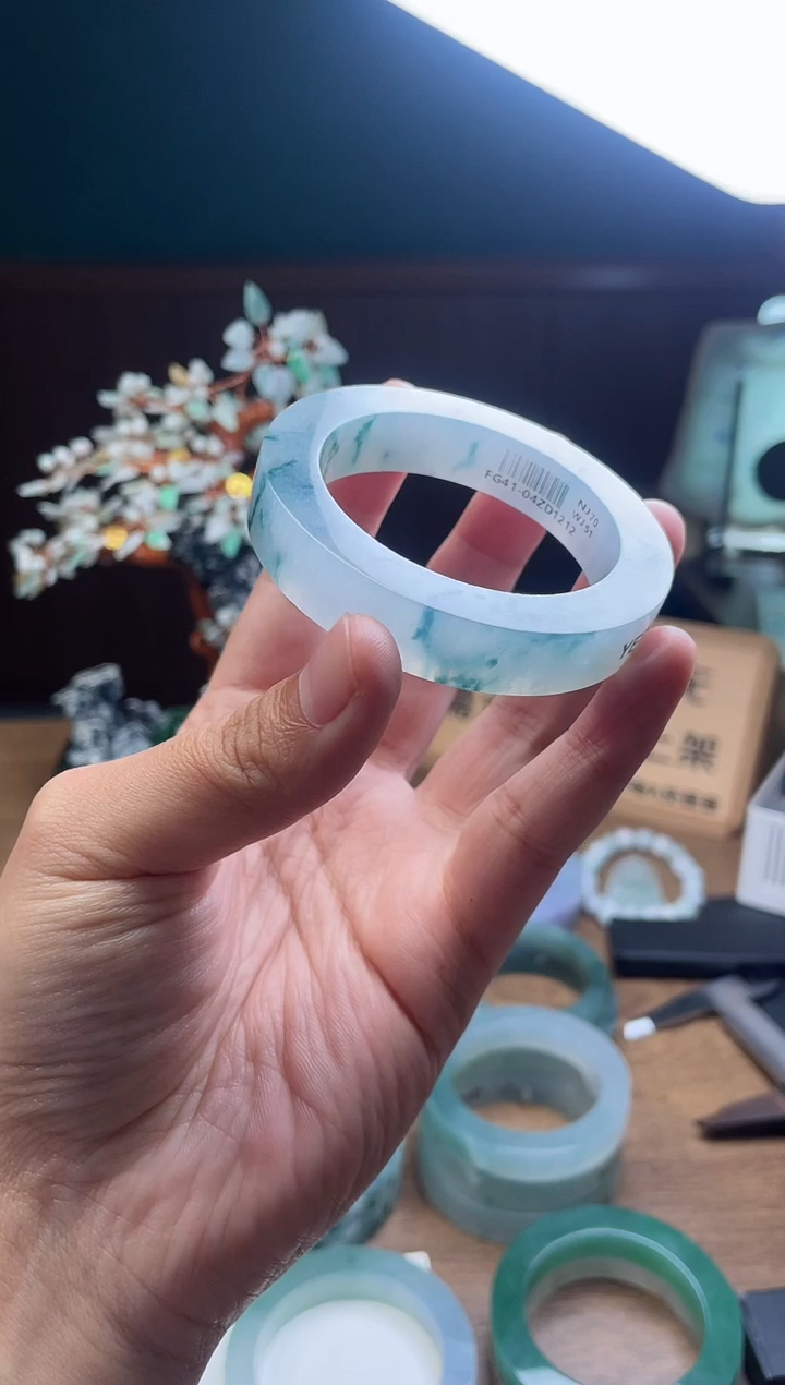 【闪购商品】定制翡翠手镯未镶嵌定制