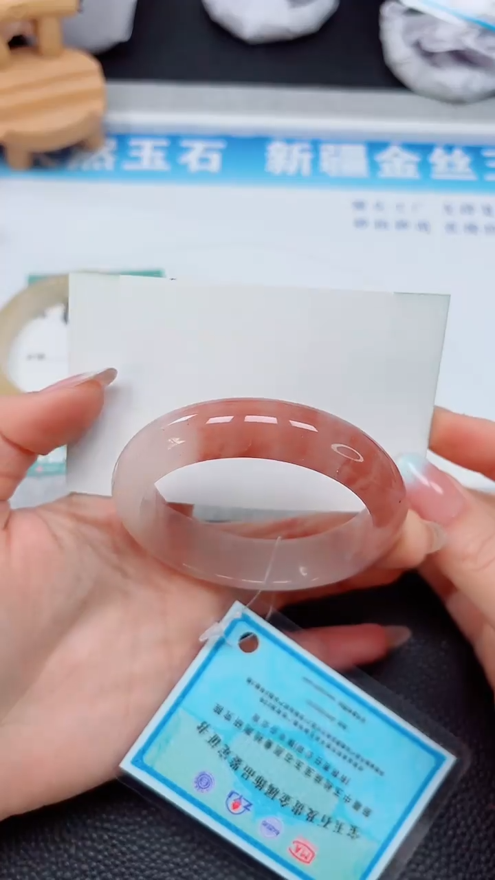 【闪购商品】石英质玉手镯未镶嵌143---56