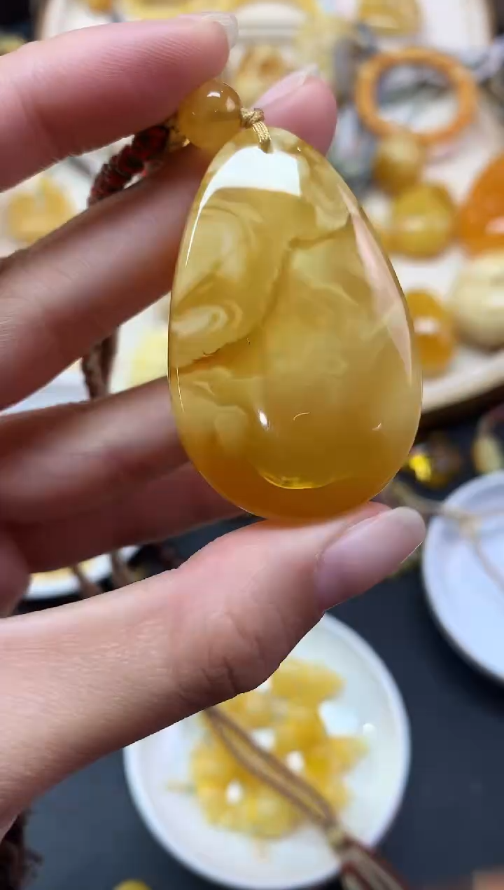 【闪购商品】蜜蜡裸石未镶嵌吊坠A373|1680