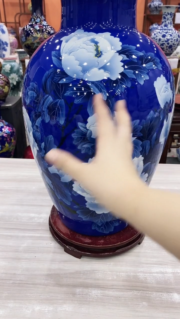 摆件刘宗建《国色天香》梦幻蓝腰鼓瓶+旋转底座