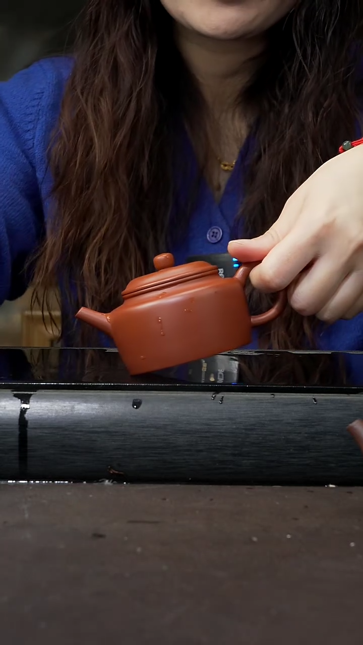 【闪购商品】紫砂茶壶赵庄朱泥 德钟170cc 024