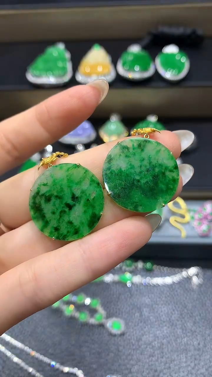【闪购商品】翡翠耳饰18K金镶嵌1团购