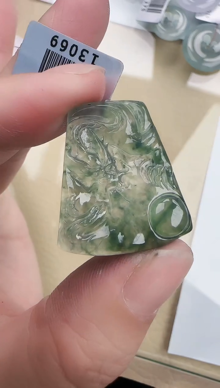 翡翠未镶嵌颈饰缅甸翡翠a货