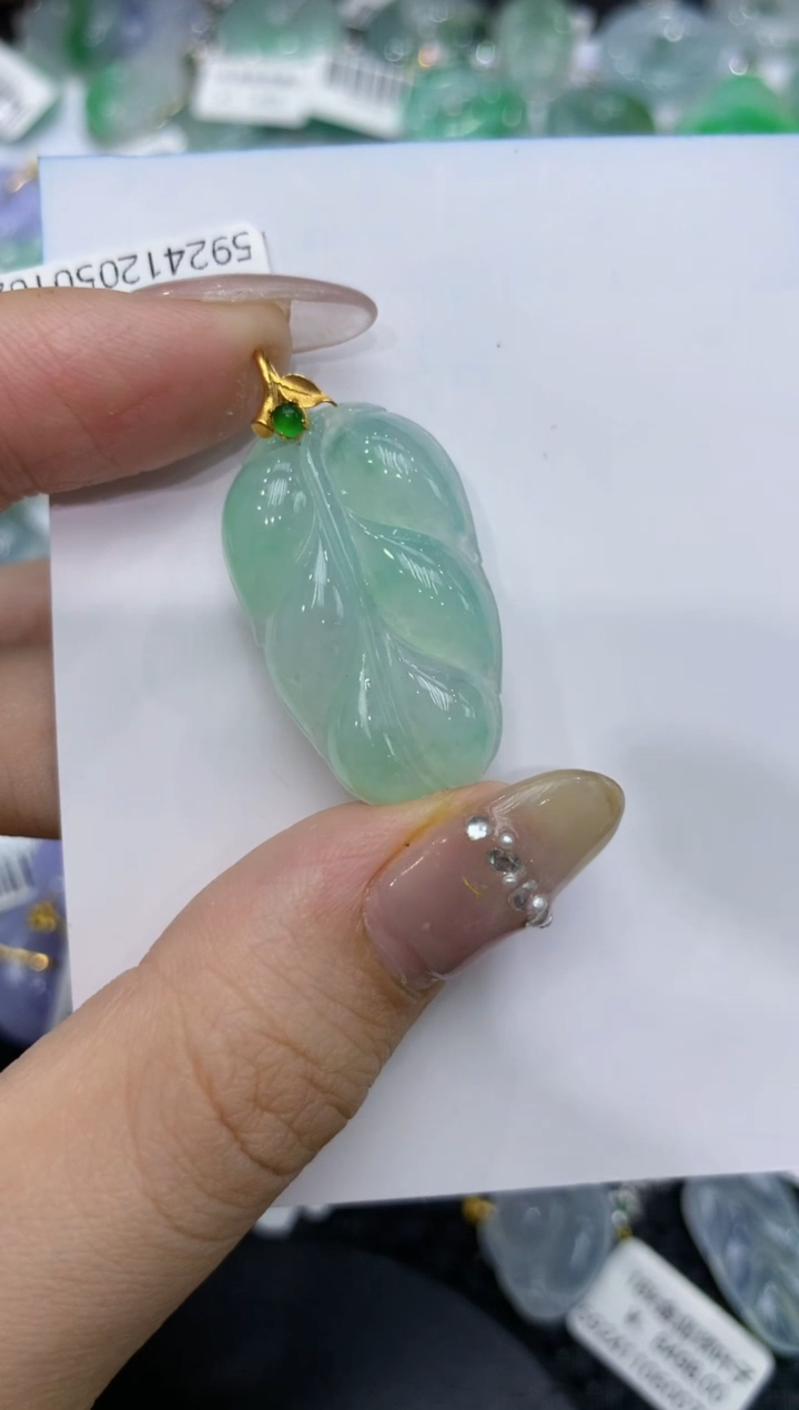 【闪购商品】翡翠颈饰18K金镶嵌222222222