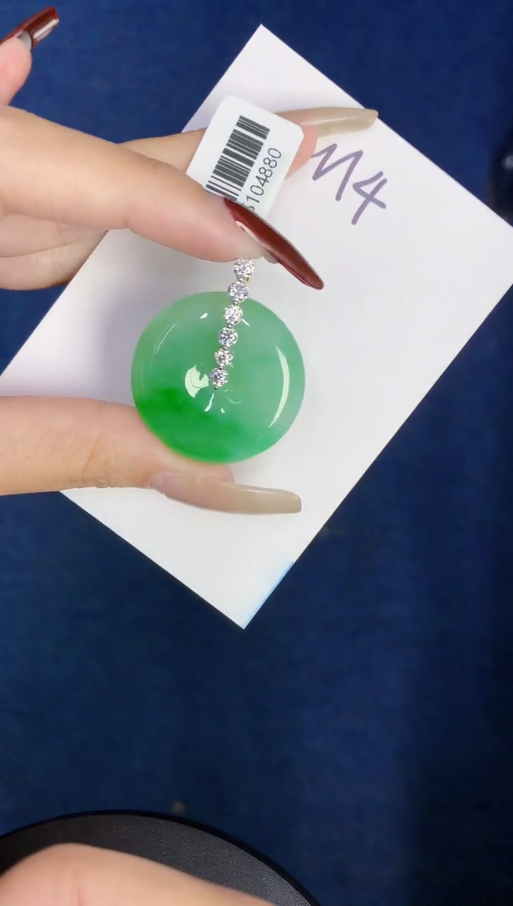 【闪购商品】翡翠颈饰18K金镶嵌0000000000