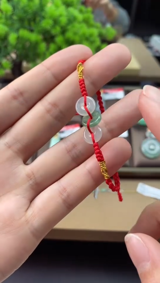 【闪购商品】翡翠手绳未镶嵌小平安扣手绳