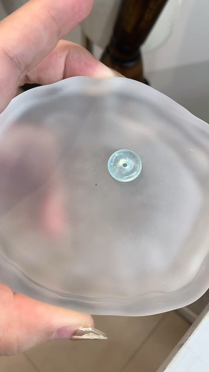 未镶嵌蛇纹石玉颈饰平安扣